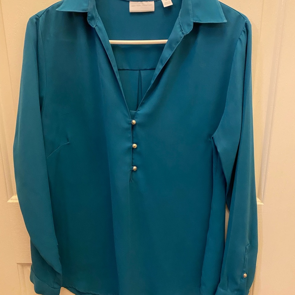 New York & Company Blouse Size Medium